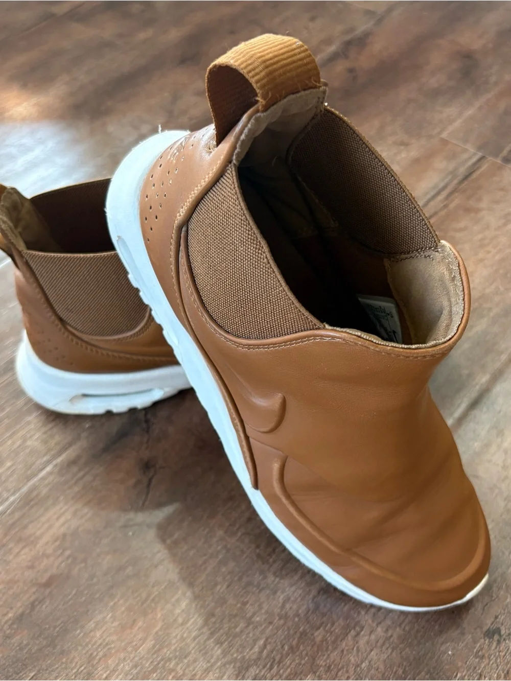 Nike Air Max Thea Mid Premium Womens Size 8 Brown Chelsea Boot Sneakers